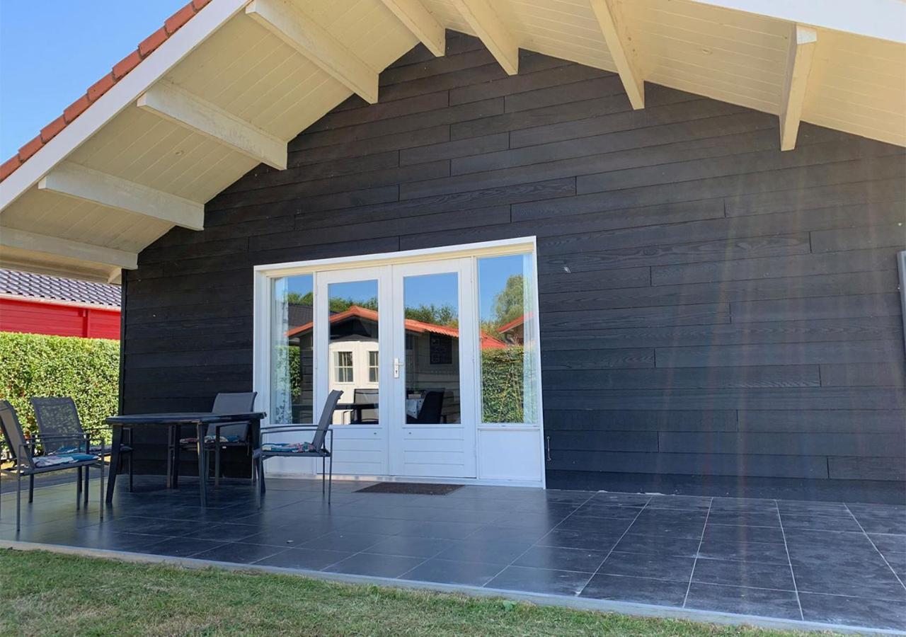 Chaletparc Krabbenkreek Zeeland - Chalet 214 Sint Annaland Exterior photo